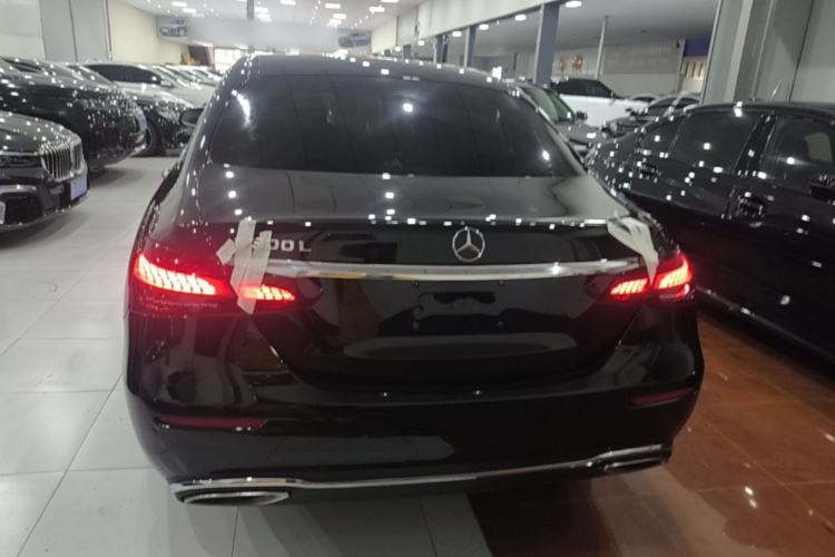 Used Mercedes-Benz E-Class 2016 E 300 L Sporty and Stylish Model Rear