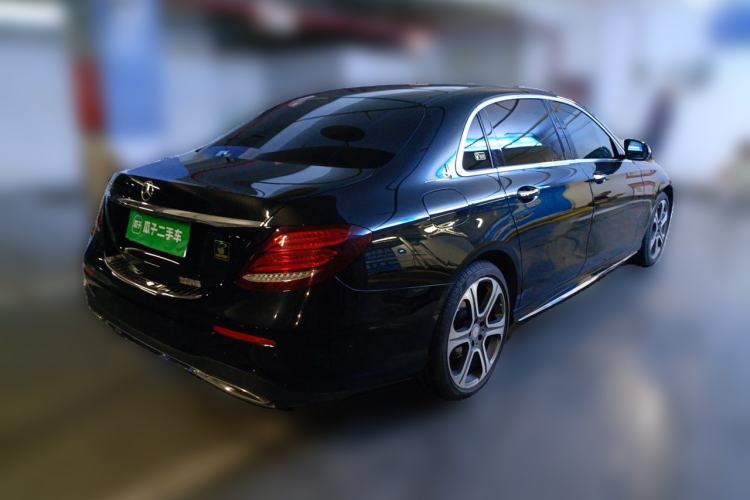 Used Mercedes-Benz E-Class 2016 E 300 L Sporty and Stylish Model Rear Right 45 Deg