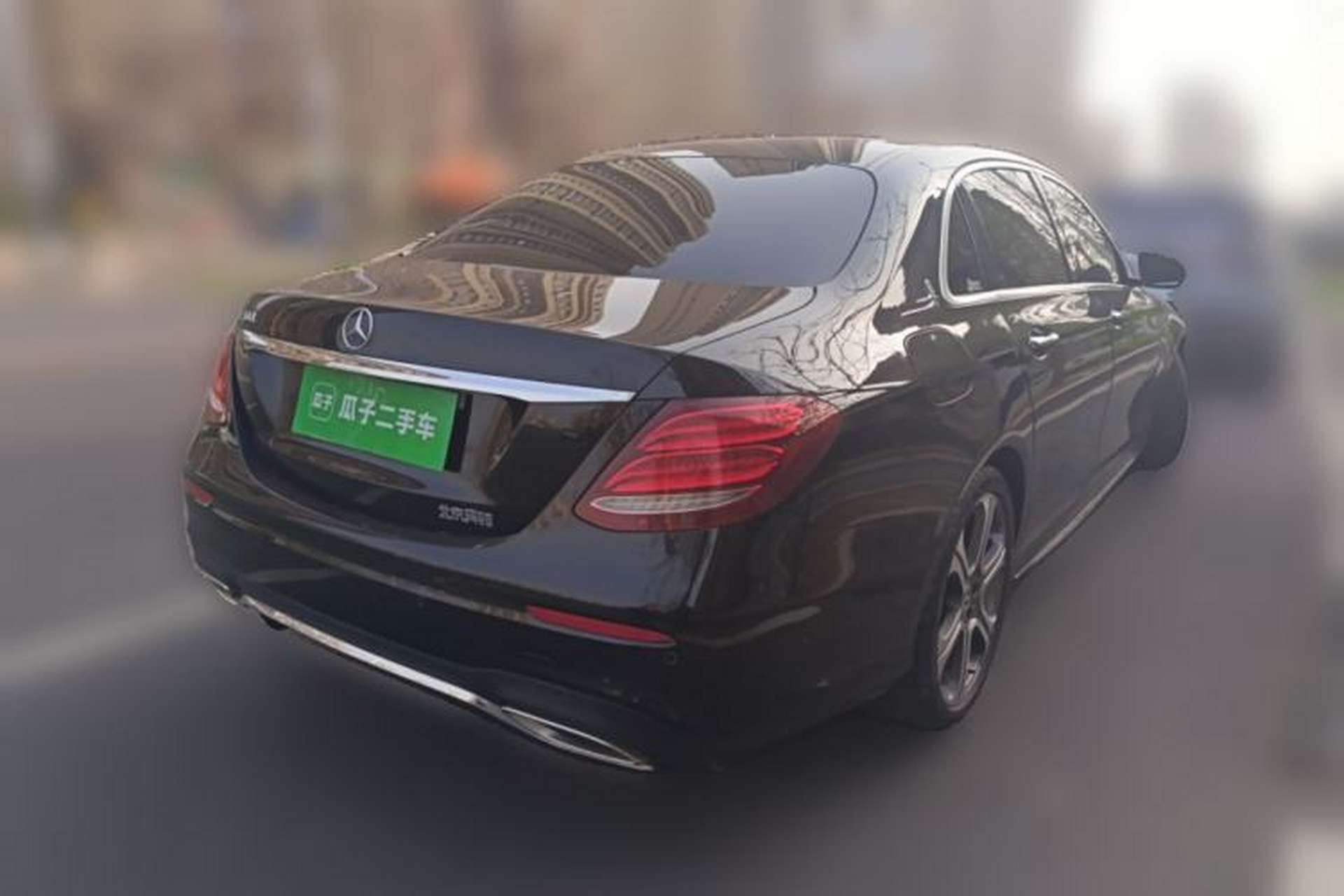 Used Mercedes-Benz E-Class 2016 E 300 L Sporty and Stylish Model Rear Right 45 Deg