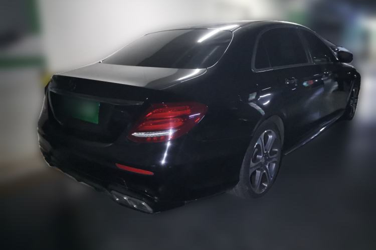 Used Mercedes-Benz E-Class 2016 E 300 L Sporty and Stylish Model Rear Right 45 Deg