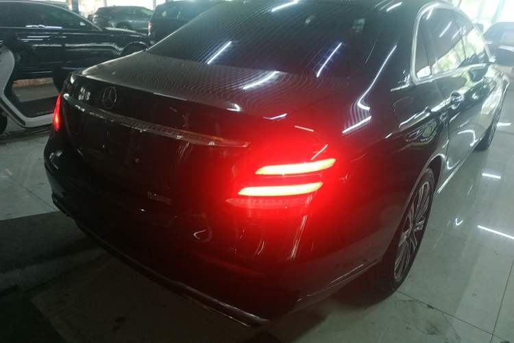 Used Mercedes-Benz E-Class 2016 E 300 L Luxury Model Rear Right 45 Deg