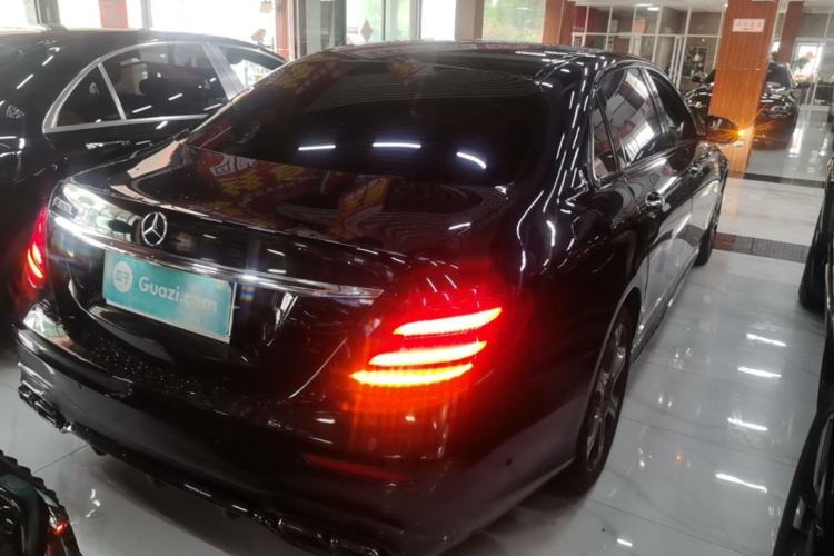 Used Mercedes-Benz E-Class 2016 E 300 L Sporty and Stylish Model Rear Right 45 Deg