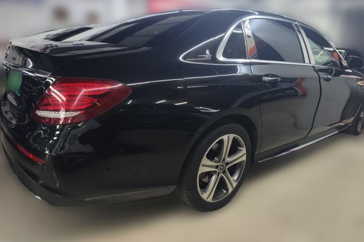 Used Mercedes-Benz E-Class 2016 E 200 L Sport Edition Rear Right 45 Deg