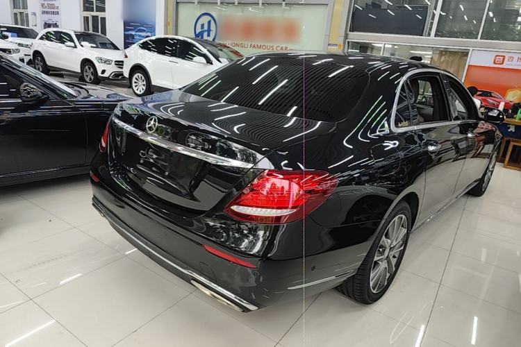 Used Mercedes-Benz E-Class 2016 E 200 L Rear Right 45 Deg