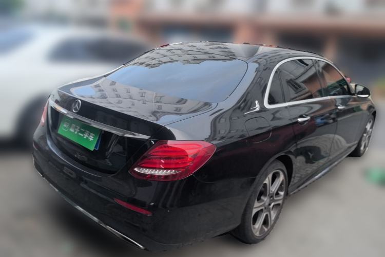 Used Mercedes-Benz E-Class 2016 E 300 L Sporty and Stylish Model Rear Right 45 Deg