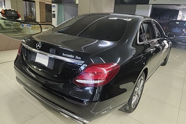Used Mercedes-Benz E-Class 2016 E 200 L Rear Right 45 Deg