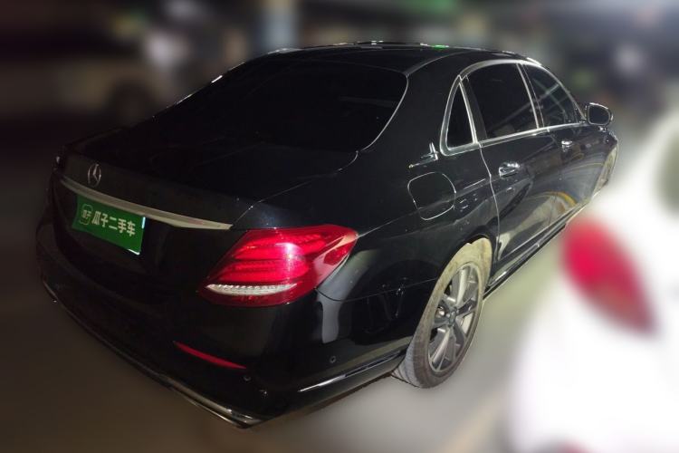 Used Mercedes-Benz E-Class 2016 E 200 L Rear Right 45 Deg