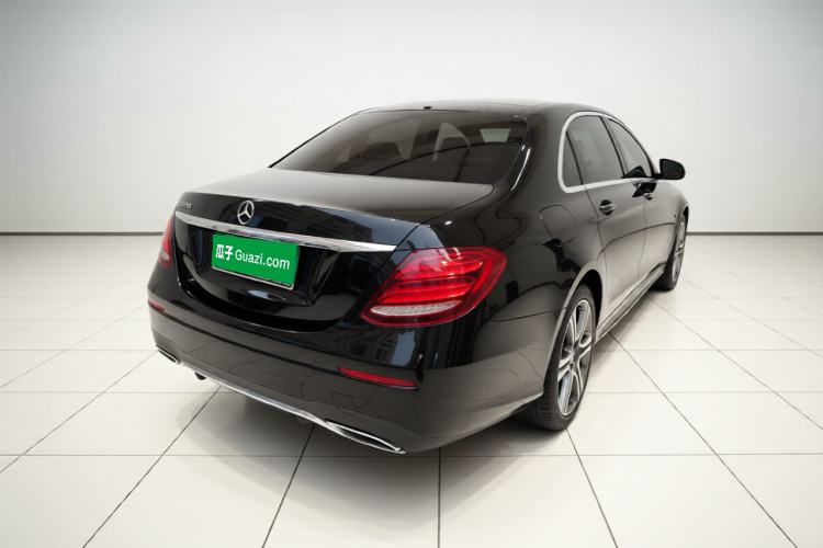 Used Mercedes-Benz E-Class 2016 E 300 L Sporty and Stylish Model Rear Right 45 Deg