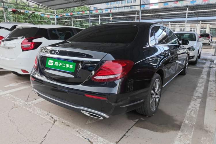 Used Mercedes-Benz E-Class 2016 E 200 L Rear Right 45 Deg
