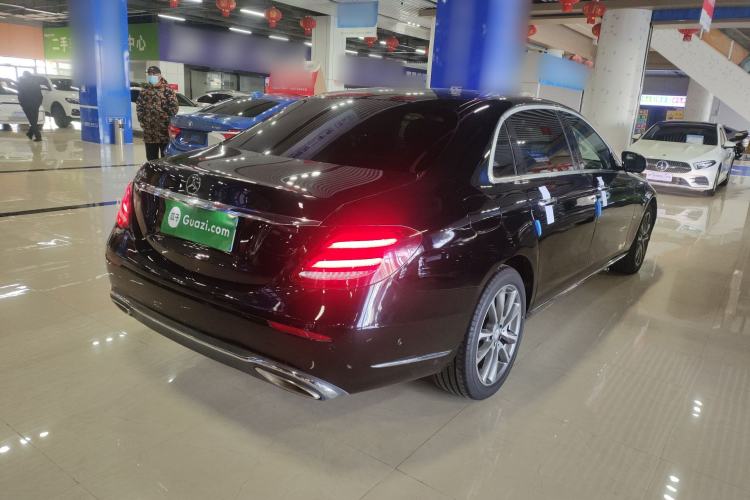 Used Mercedes-Benz E-Class 2016 E 200 L Rear Right 45 Deg