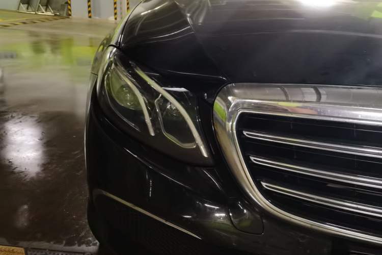 Used Mercedes-Benz E-Class 2016 E 300 L Stylish Model Right Front Headlight