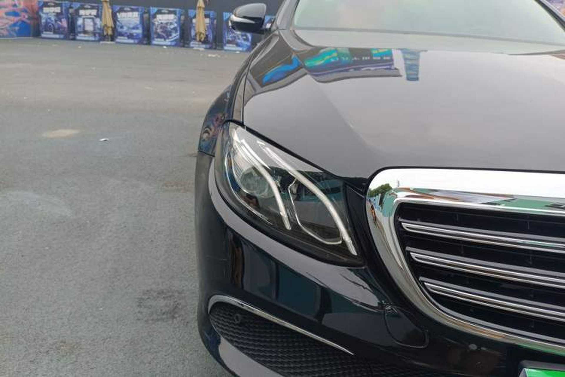 Used Mercedes-Benz E-Class 2016 E 300 L Sporty and Stylish Model Right Front Headlight