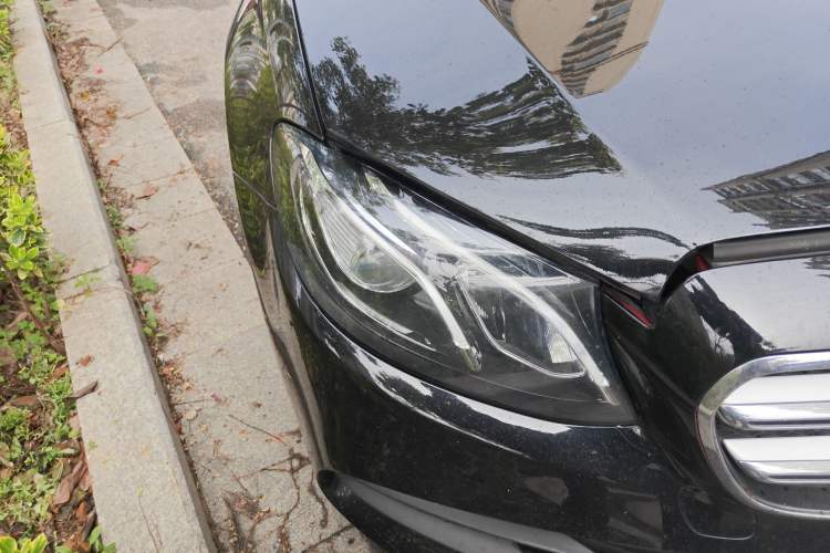 Used Mercedes-Benz E-Class 2016 E 200 L Sport Edition Right Front Headlight