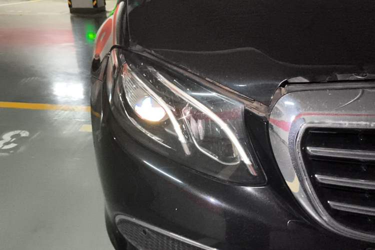 Used Mercedes-Benz E-Class 2016 E 300 L Stylish Model Right Front Headlight