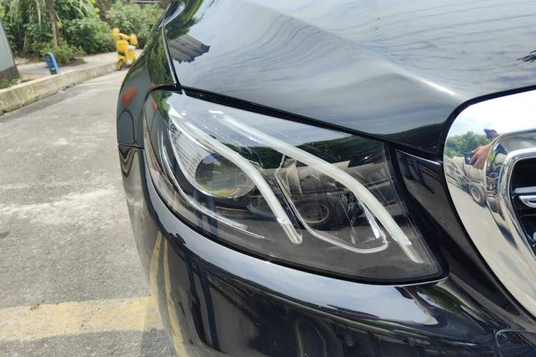 Used Mercedes-Benz E-Class 2016 E 300 L Stylish Model Right Front Headlight