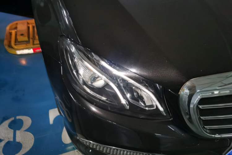 Used Mercedes-Benz E-Class 2016 E 200 L Right Front Headlight
