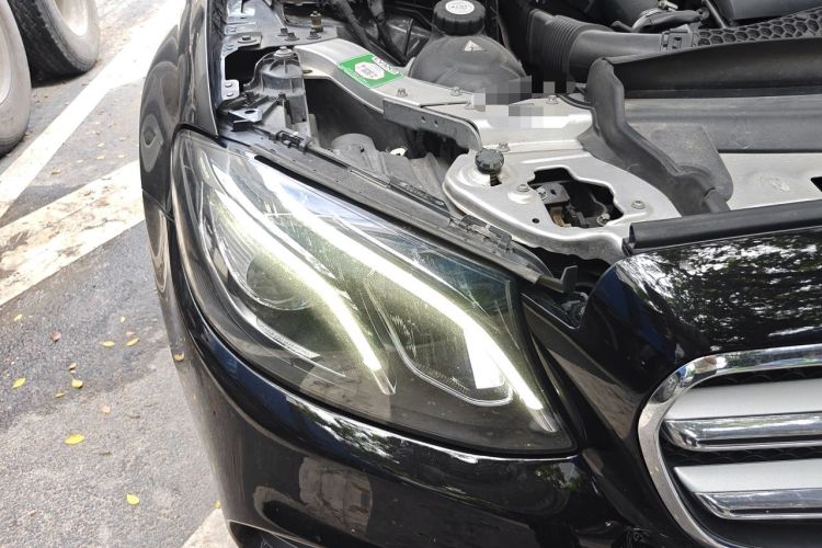Used Mercedes-Benz E-Class 2016 E 200 L Sport Edition Right Front Headlight