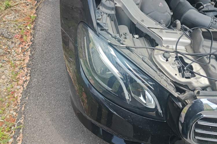 Used Mercedes-Benz E-Class 2016 E 300 L Stylish Model Right Front Headlight
