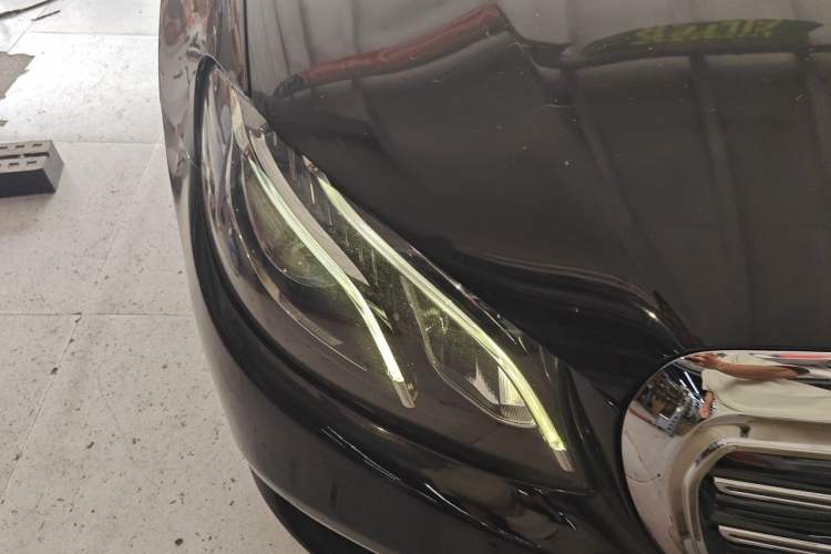 Used Mercedes-Benz E-Class 2016 E 300 L Stylish Model Right Front Headlight