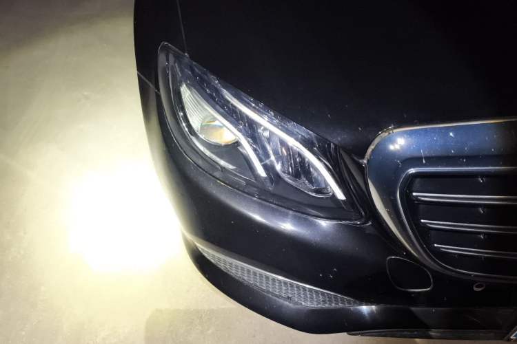 Used Mercedes-Benz E-Class 2016 E 200 L Right Front Headlight