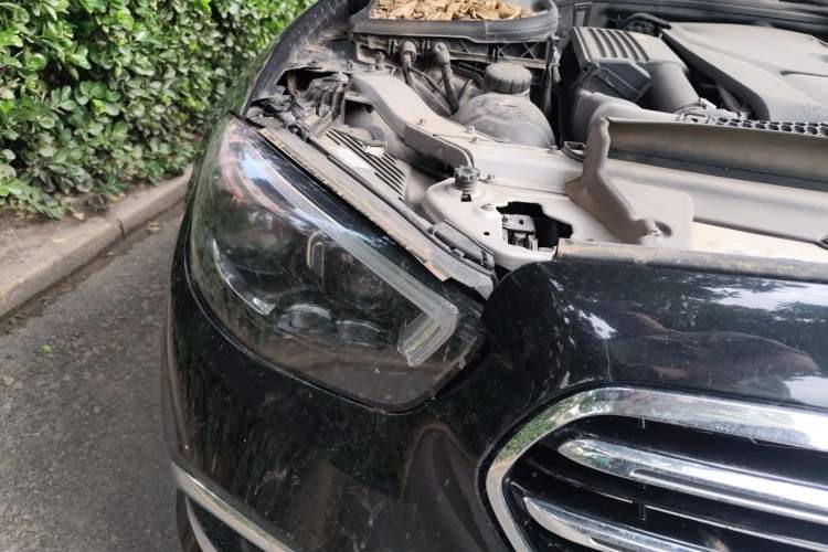 Used Mercedes-Benz E-Class 2016 E 200 L Sport Edition Right Front Headlight