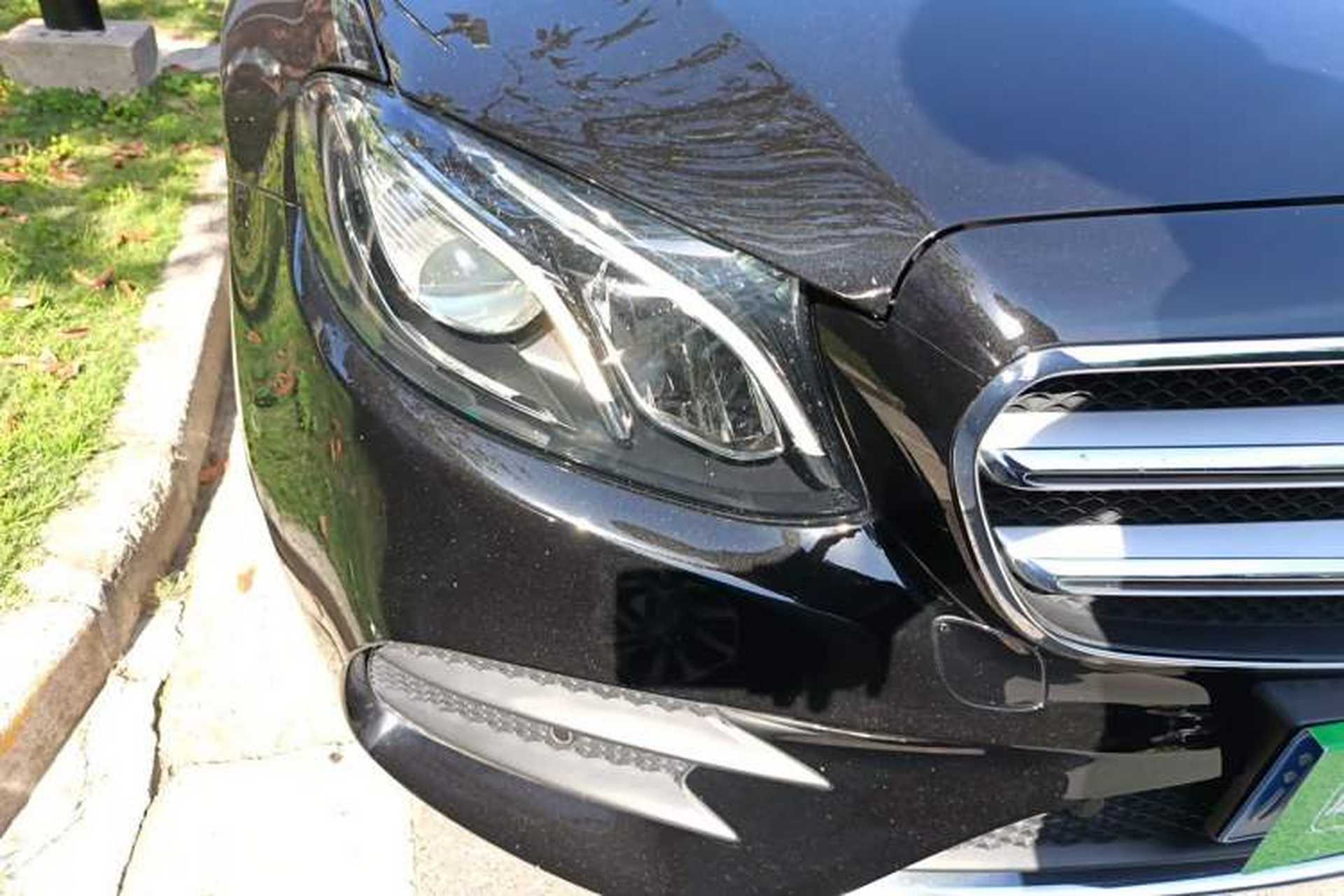Used Mercedes-Benz E-Class 2016 E 300 L Sporty and Stylish Model Right Front Headlight