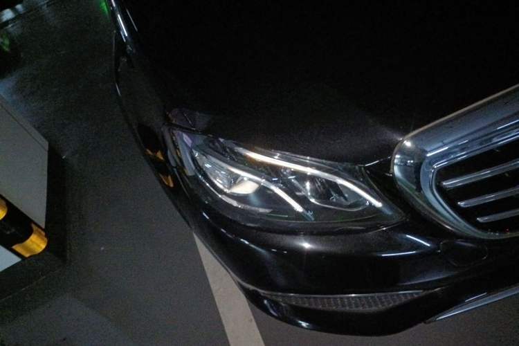 Used Mercedes-Benz E-Class 2016 E 200 L Right Front Headlight