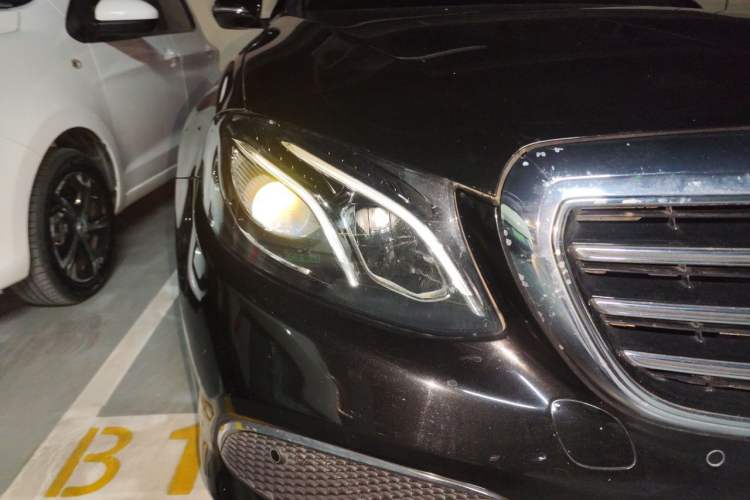 Used Mercedes-Benz E-Class 2016 E 200 L Right Front Headlight