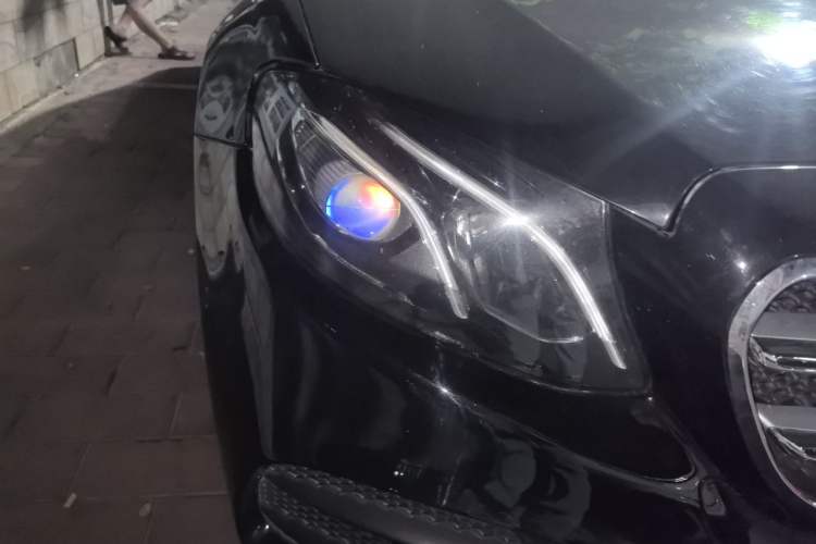 Used Mercedes-Benz E-Class 2016 E 200 L Sport Edition Right Front Headlight