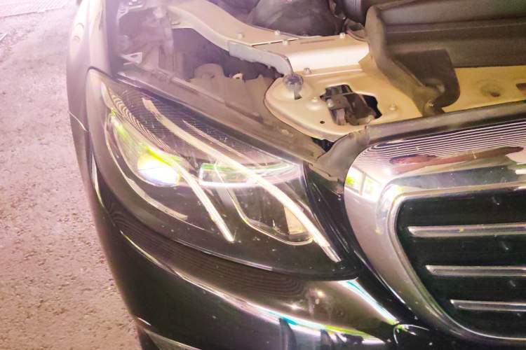 Used Mercedes-Benz E-Class 2016 E 200 L Right Front Headlight