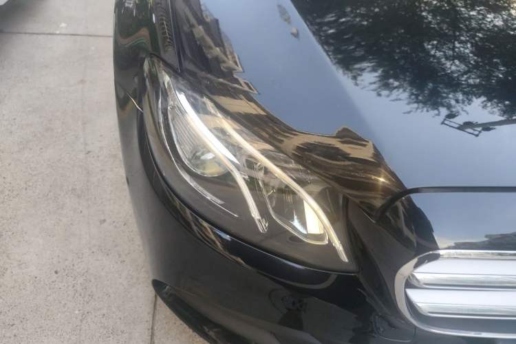 Used Mercedes-Benz E-Class 2016 E 300 L Sport Luxury Model Right Front Headlight