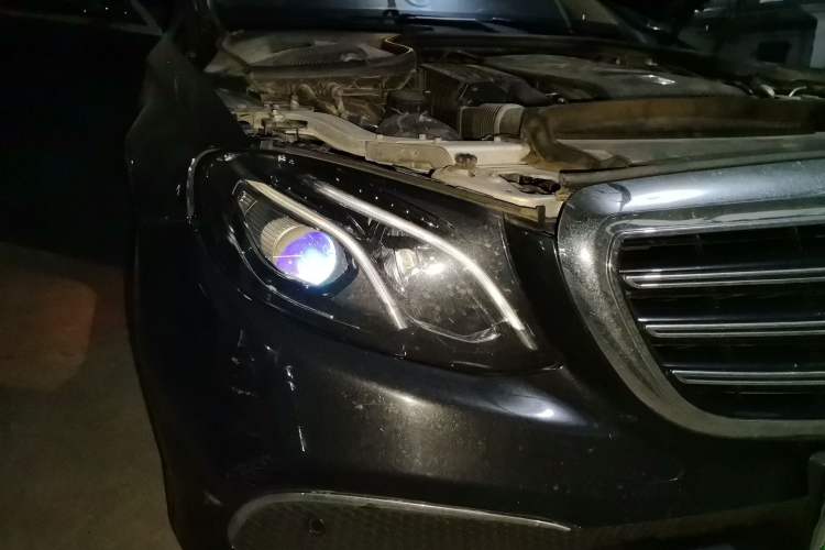 Used Mercedes-Benz E-Class 2016 E 200 L Right Front Headlight