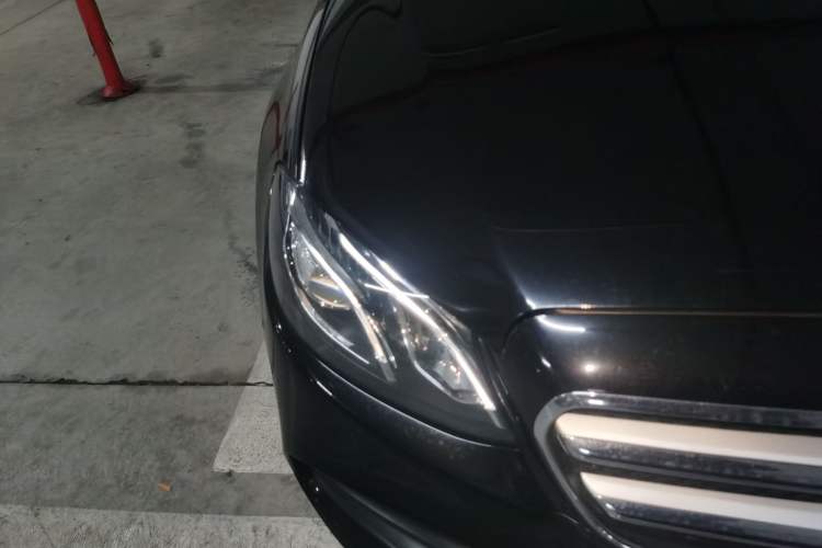 Used Mercedes-Benz E-Class 2016 E 200 L Sport Edition Right Front Headlight