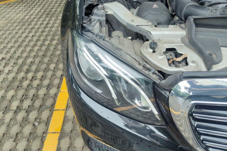 Used Mercedes-Benz E-Class 2016 E 200 L Right Front Headlight