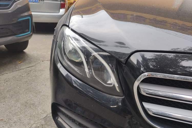Used Mercedes-Benz E-Class 2016 E 200 L Sport Edition Right Front Headlight