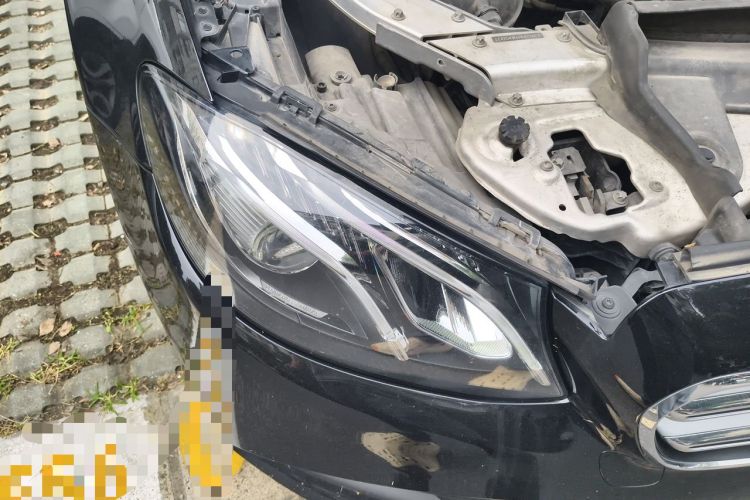 Used Mercedes-Benz E-Class 2016 E 300 L Sport Luxury Model Right Front Headlight