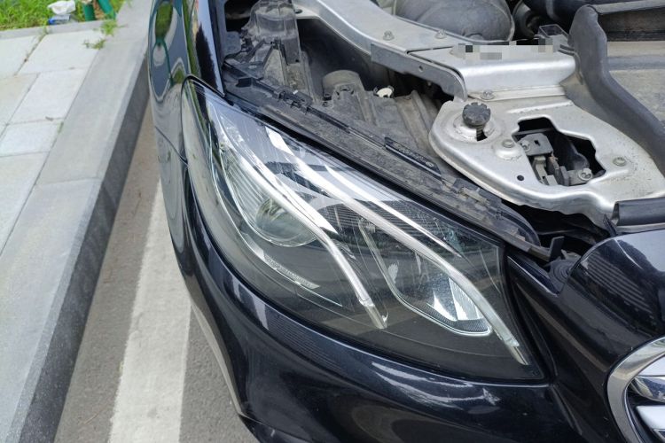 Used Mercedes-Benz E-Class 2016 E 200 L Sport Edition Right Front Headlight