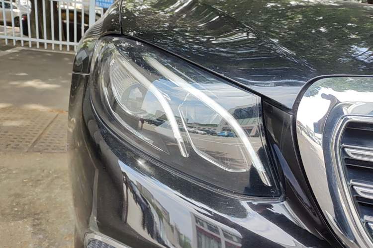Used Mercedes-Benz E-Class 2016 E 200 L Sport Edition Right Front Headlight
