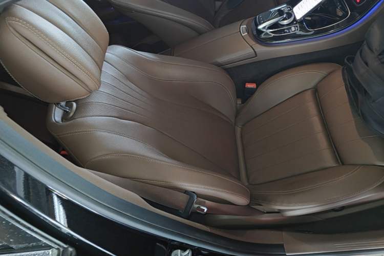 Used Mercedes-Benz E-Class 2016 E 200 L Right Front Seat