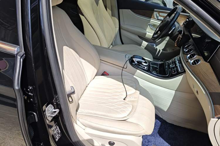 Used Mercedes-Benz E-Class 2016 E 300 L Stylish Model Right Front Seat