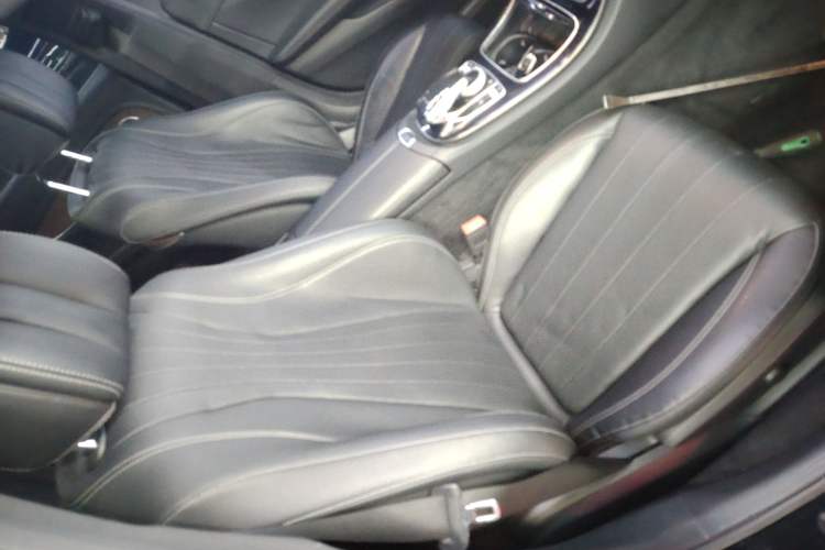 Used Mercedes-Benz E-Class 2016 E 300 L Stylish Model Right Front Seat