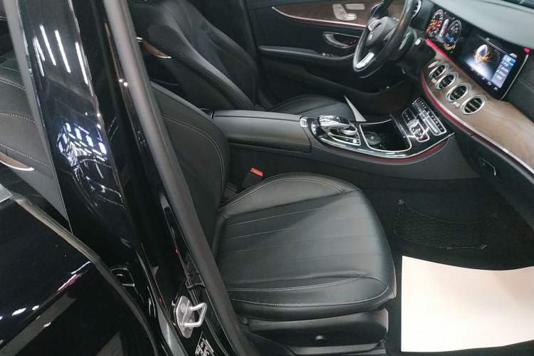 Used Mercedes-Benz E-Class 2016 E 300 L Stylish Model Right Front Seat