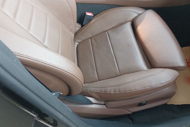 Used Mercedes-Benz E-Class 2016 E 200 L Sport Edition Right Front Seat