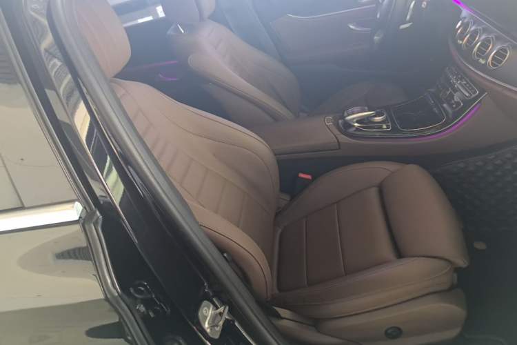 Used Mercedes-Benz E-Class 2016 E 200 L Sport Edition Right Front Seat