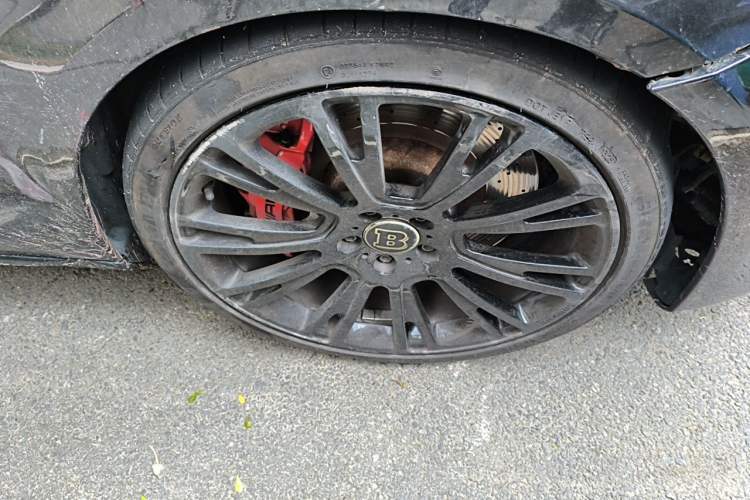 Used Mercedes-Benz E-Class 2016 E 200 L Right Front Wheel Hub
