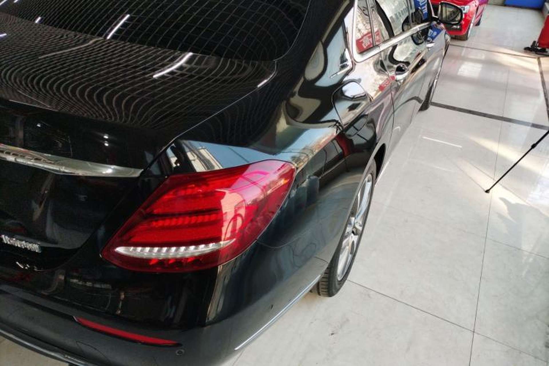 Used Mercedes-Benz E-Class 2016 E 300 L Stylish Model Right Rear Taillight