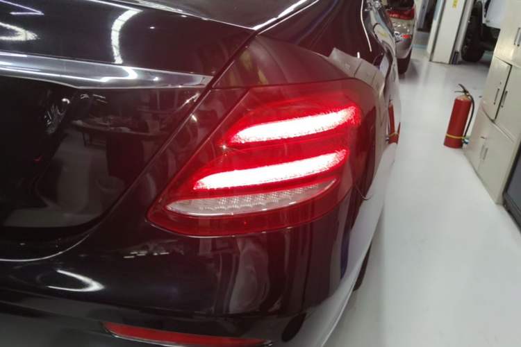 Used Mercedes-Benz E-Class 2016 E 200 L Right Rear Taillight