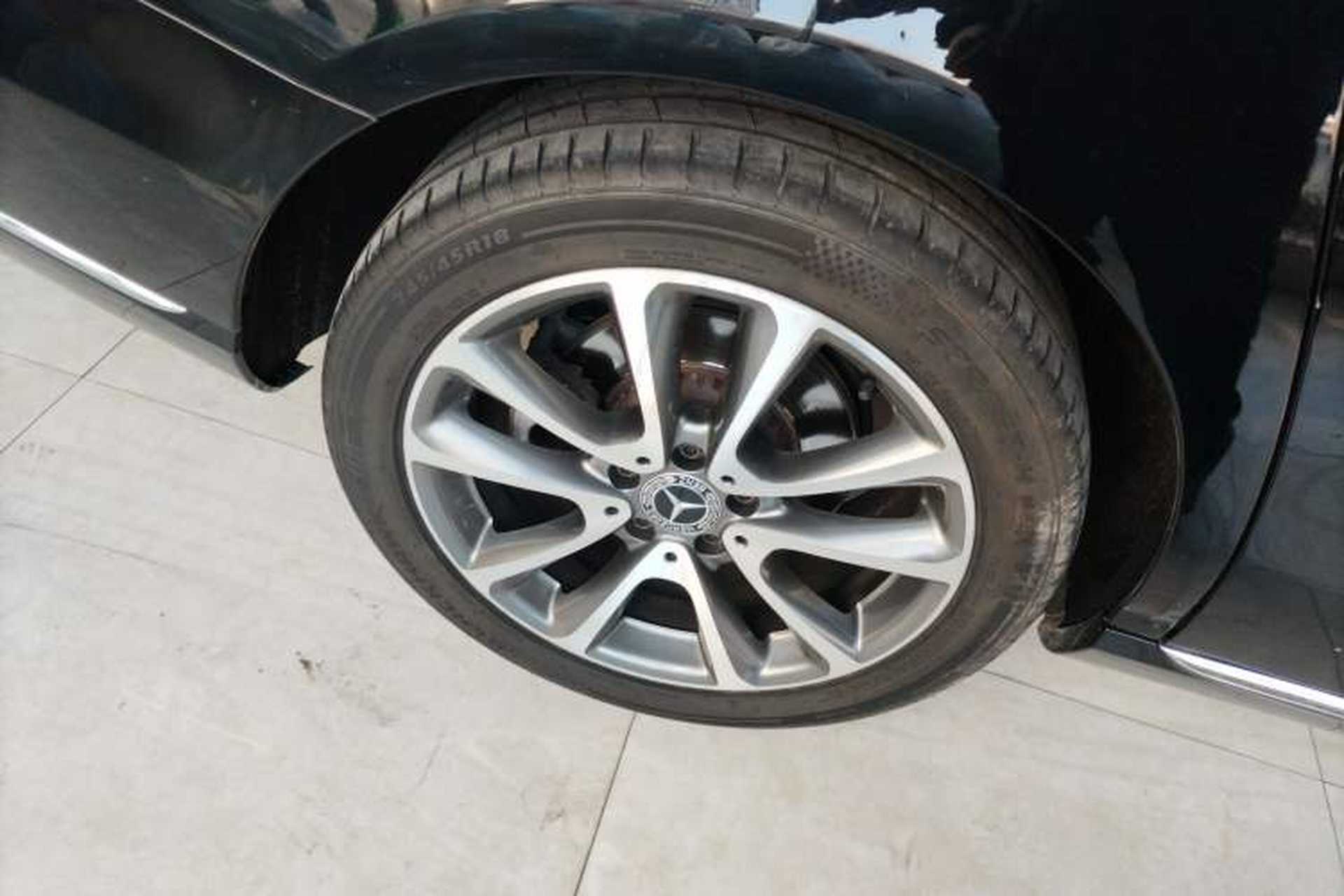 Used Mercedes-Benz E-Class 2016 E 300 L Stylish Model Right Rear Wheel Hub