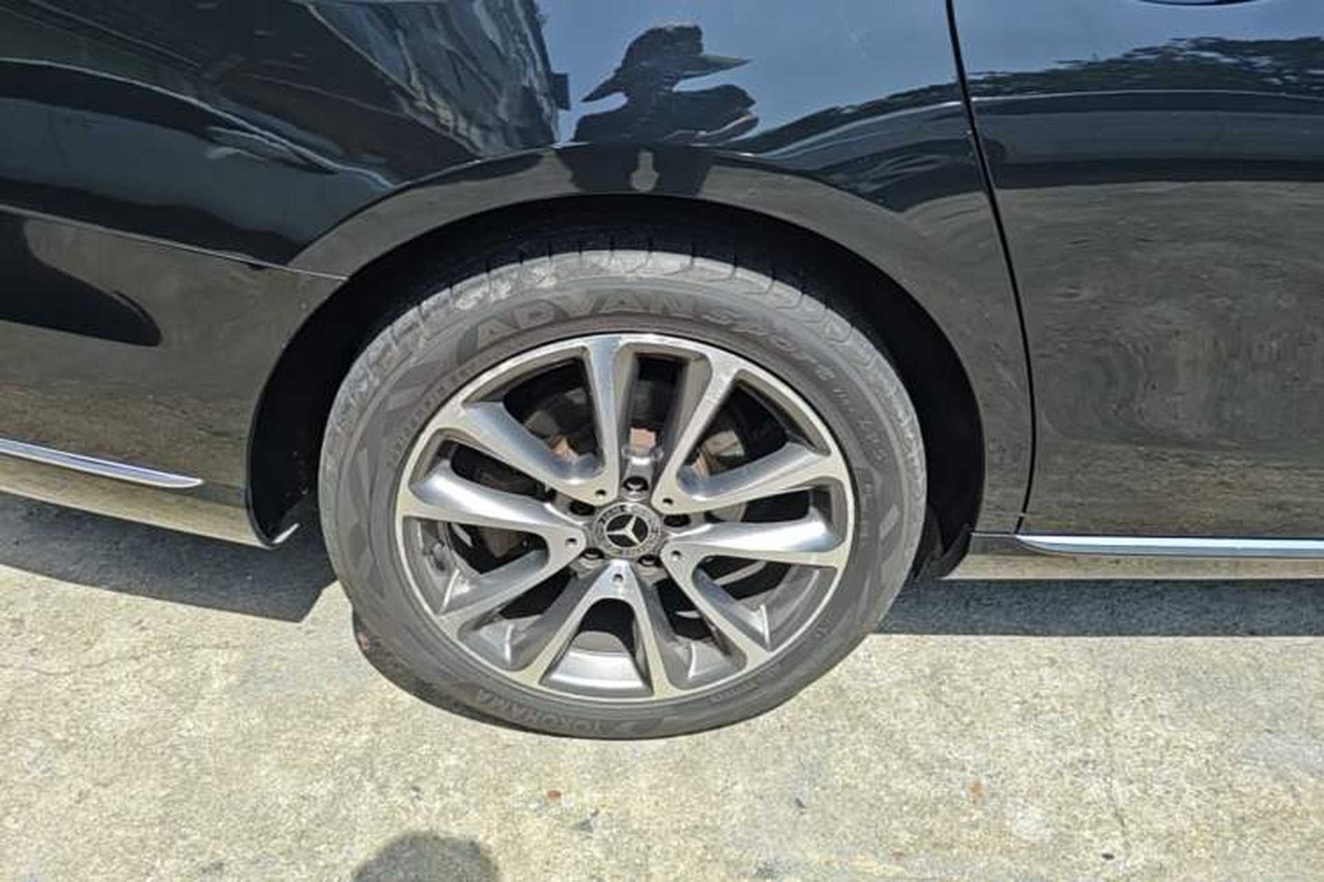 Used Mercedes-Benz E-Class 2016 E 300 L Stylish Model Right Rear Wheel Hub