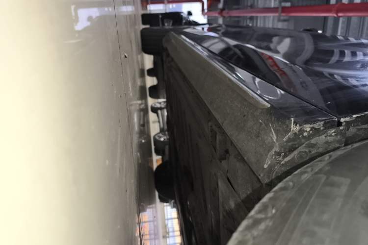 Used Mercedes-Benz E-Class 2016 E 200 L Sport Edition Right Side Sill